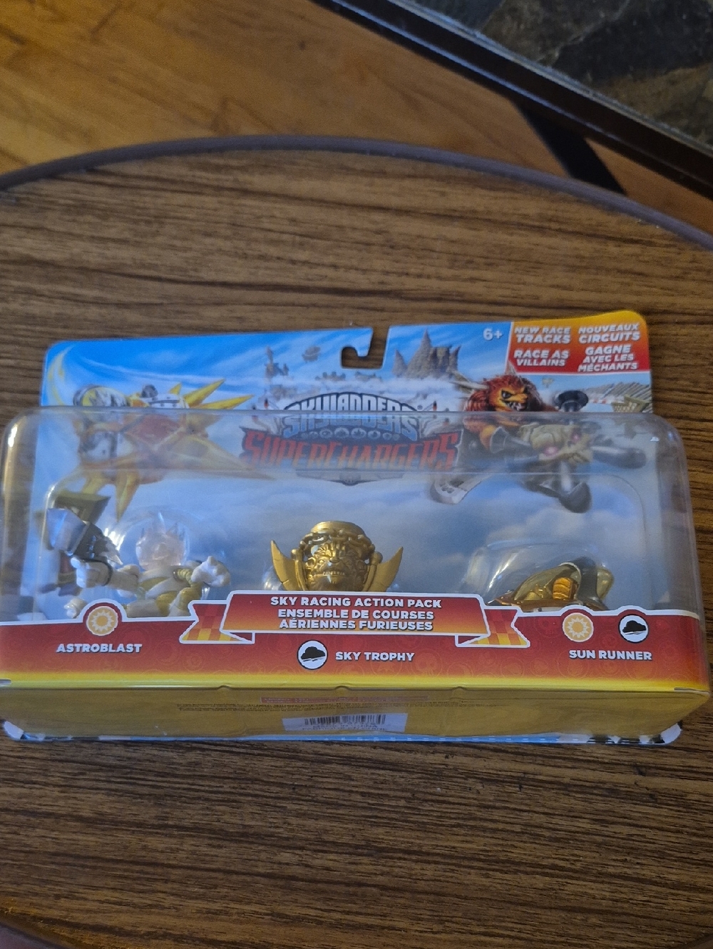 New And Sealed Skylanders SuperChargers Sky Racing Action Pack - Gold & Yellow